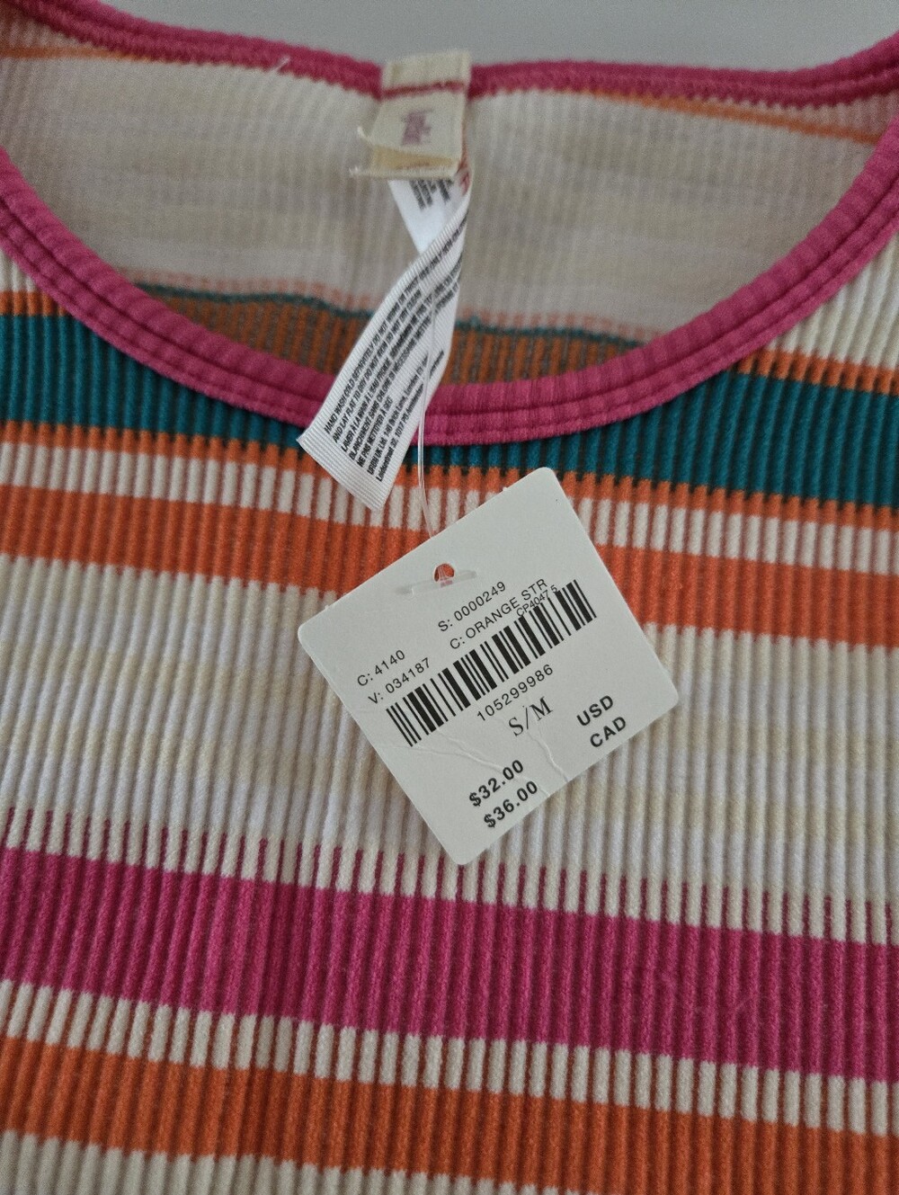 NWT The Reegan Seamless Ribbed Cropped Tank - Picture 4 of 4